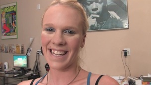 Pregnant slut Missy Woods feels up her heart of hearts while getting makeup done